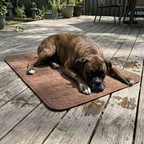 Coffee cooling mat with Boxer on deck